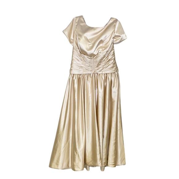 Wedding gown size 8-10 Corset LAce Up Back, Champagne Gold Satin Ball Gown Style - Picture 1 of 8